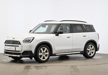 Mini Countryman SE (Cooper) 3.458 km 42.132 &euro; 