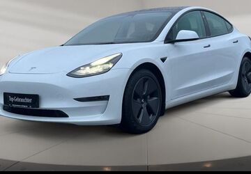 Tesla Model 3 68.737 km 28.498 &euro; Neckarsulm-Obereisesheim 74172