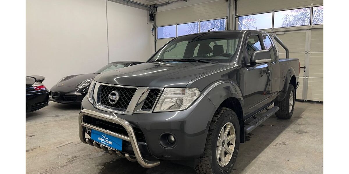Nissan Navara 197.000 km 13.999 &euro; Landau a.d.Isar 94405
