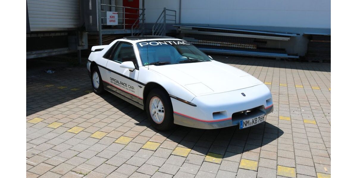 Pontiac Fiero 148.607 km 11.000 &euro; Neumarkt/Lippertshofen 92318