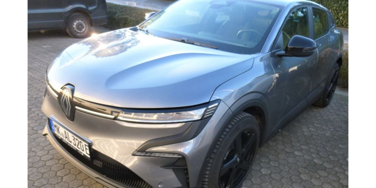 Renault Megane 15.000 km 29.800 &euro; Halver 58553