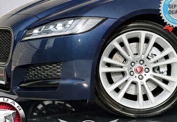 Jaguar XF 122.597 km 18.490 &euro; Düsseldorf 40625