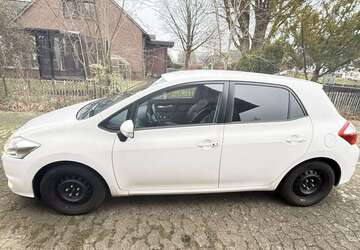 Toyota Auris 200.000 km 6.500 &euro; Fintel 27389