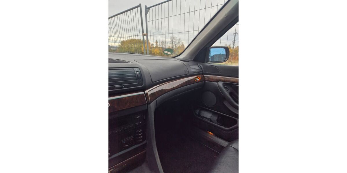 BMW 740 463.500 km 6.500 &euro; Langenbrettach 74243