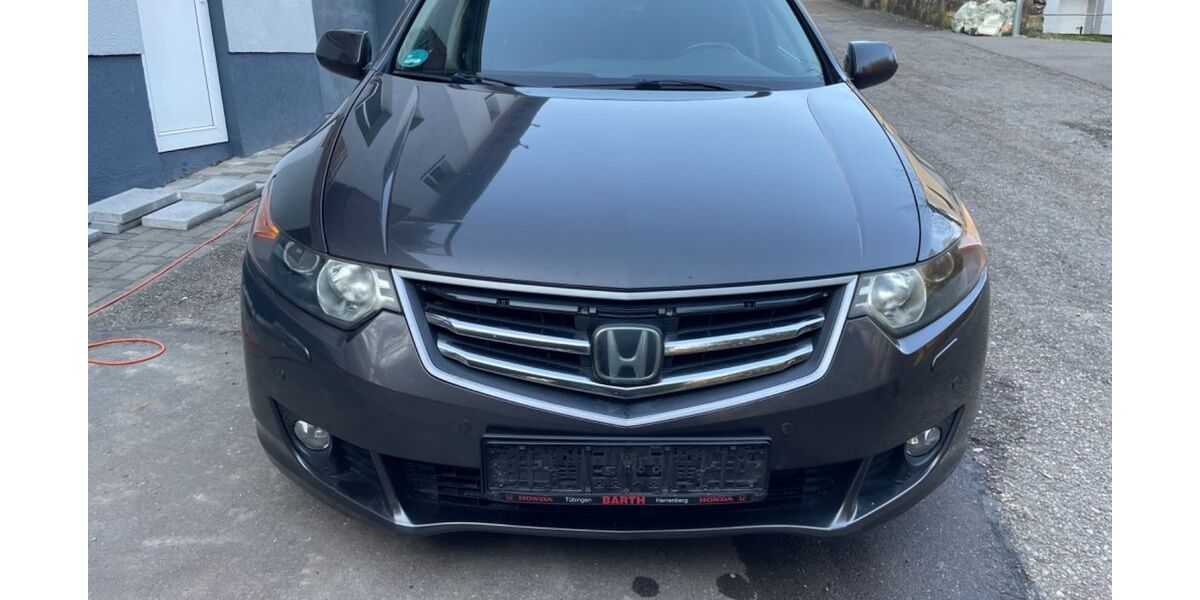 Honda Accord 376.500 km 3.000 &euro; Eutingen 72184