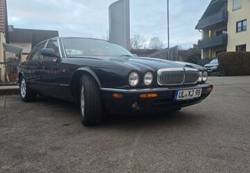 Jaguar XJ 126.000 km 5.500 &euro; Friedrichshafen 88045