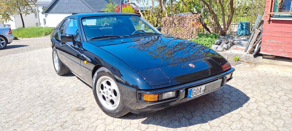 Porsche 924 136.143 km 13.350 &euro; Altweidelbach 55469
