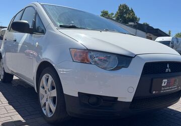 Mitsubishi Colt 157.400 km 2.950 &euro; Dinslaken 46537