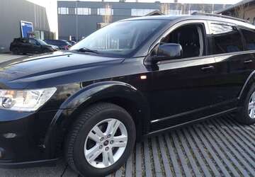 Fiat Freemont 176.000 km 8.900 &euro; München 81249