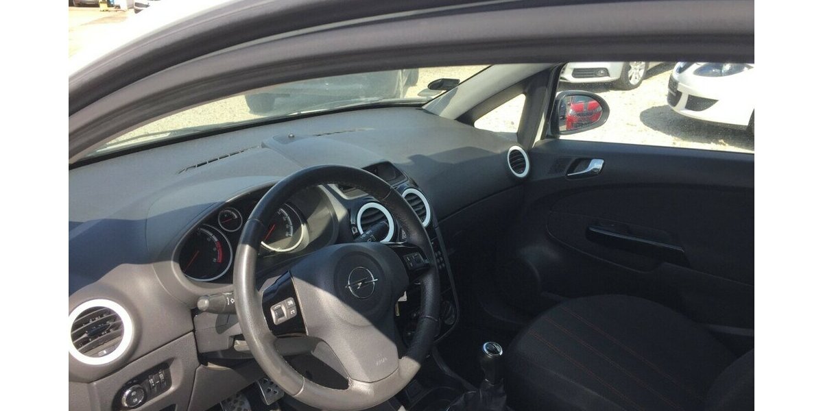 Opel Corsa Edition,Klima,Alu,el.Fh. usw.! 124.000 km 4.750 &euro; Himmelkron 95502