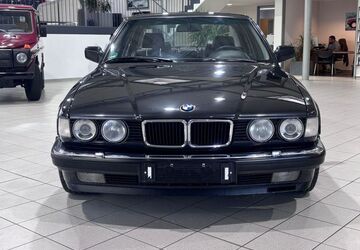 BMW 750 225.578 km 23.900 &euro; Hilter a.T.W 49176
