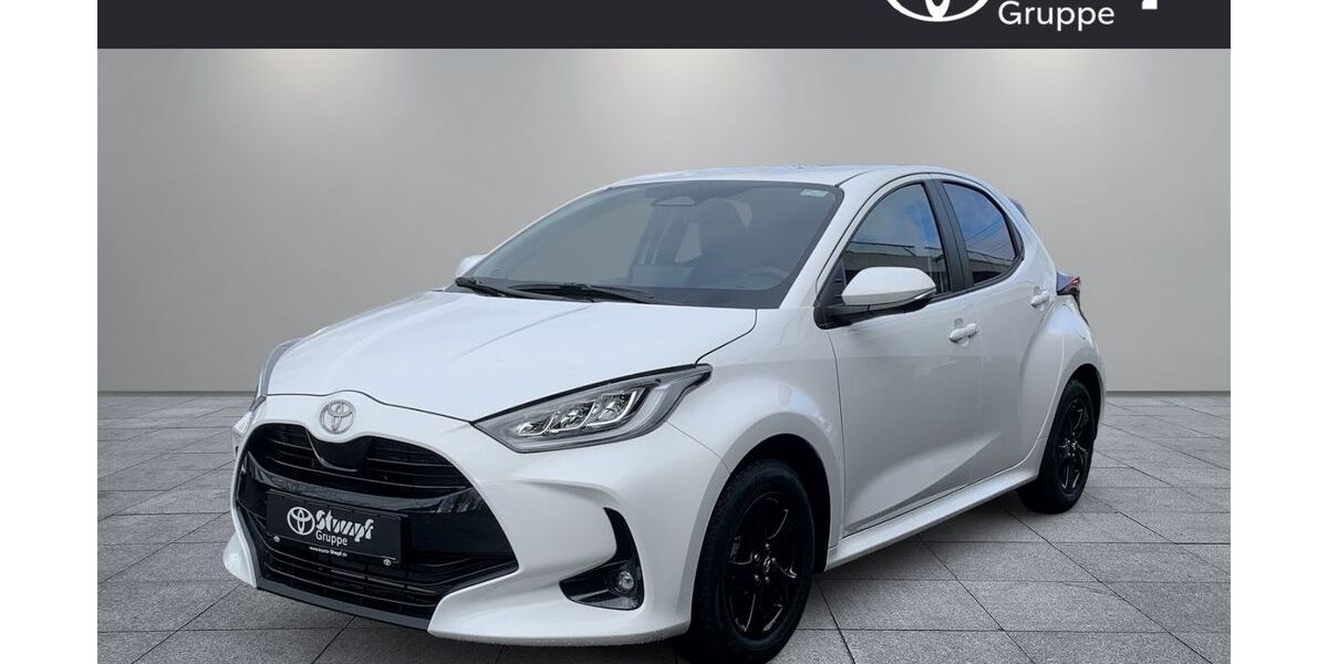 Toyota Yaris 2.000 km 24.490 &euro; Würzburg 97076