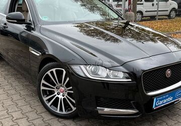 Jaguar XF 174.550 km 14.450 &euro; Offenbach 63071