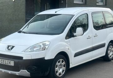 Peugeot Partner Tepee 160.000 km 5.380 &euro; Duisburg 47138
