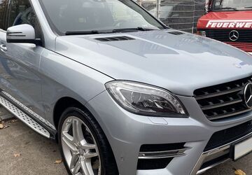 Mercedes-Benz ML 350 230.000 km 19.800 &euro; Berlin 12359
