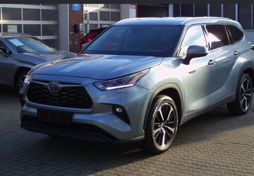 Toyota Highlander 29.786 km 39.800 &euro; Berlin 13403