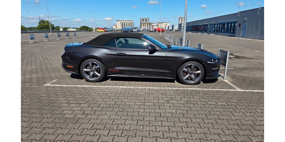 Ford Mustang 22.000 km 51.000 &euro; Pulheim 50259