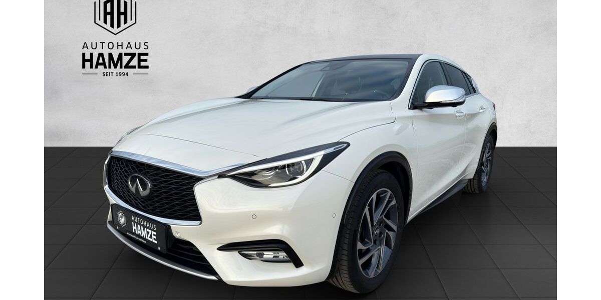 INFINITI Q30 10.000 km 24.980 &euro; Gochsheim bei Schweinfurt 97469