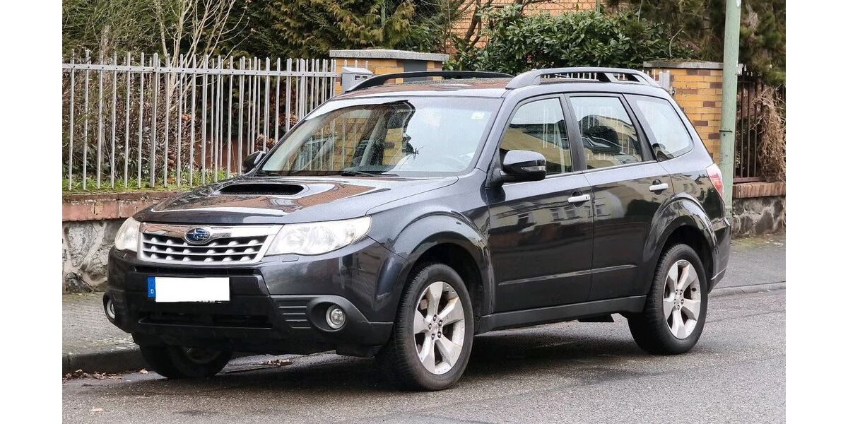 Subaru Forester 223.000 km 5.300 &euro; Hanau 63454