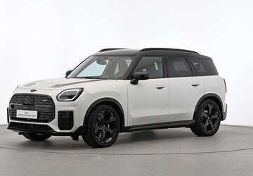 Mini Countryman SE All4 15.914 km 44.036 &euro; München 80788