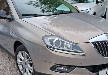 Lancia Delta 198.000 km 4.950 &euro; Pößneck 07381