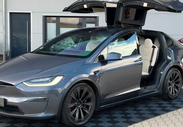 Tesla Model X 68.333 km 80.750 &euro; Emsbüren 48488