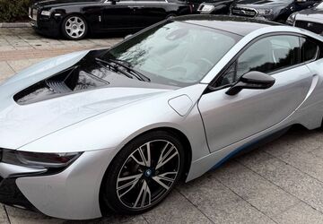 BMW i8 122.000 km 47.980 &euro; München 81827