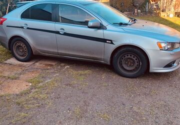 Mitsubishi Lancer 198.000 km 3.300 &euro; Waldhufen 02906