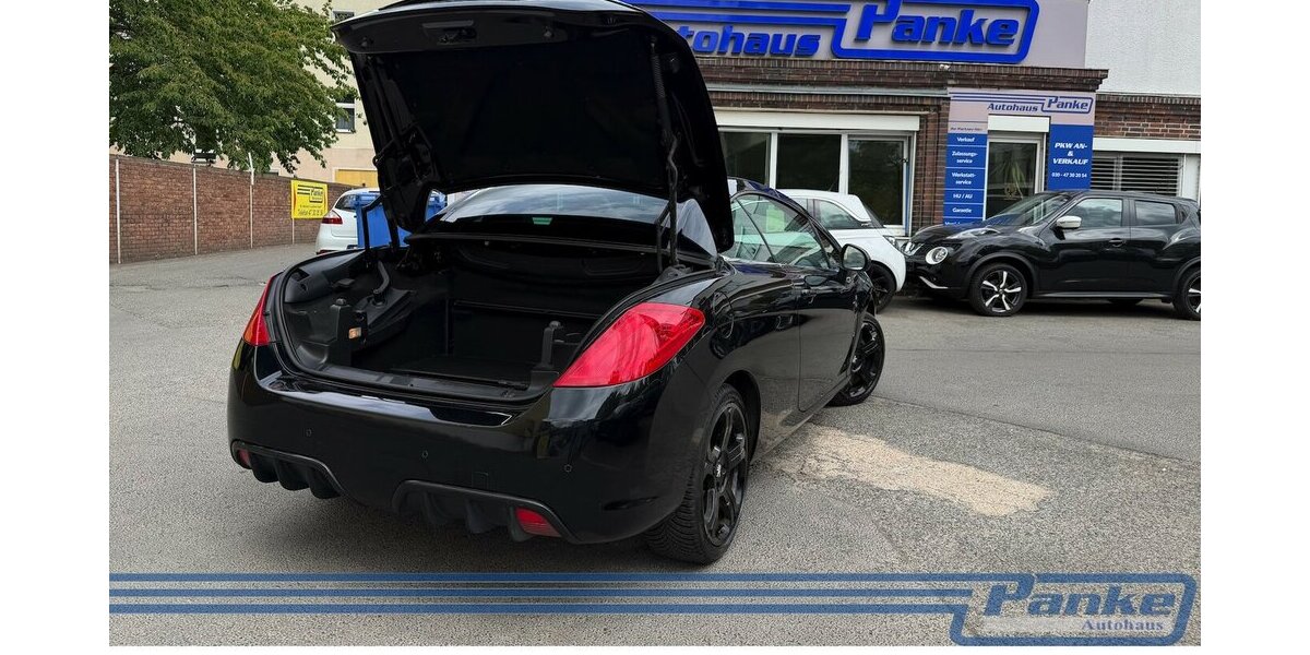Peugeot 308 CC Allure*Xenon*Navi*Memory*Leder*JBL*Tempo 174.442 km 6.480 &euro; Berlin 13187