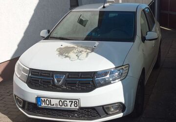 Dacia Logan 110.000 km 8.900 &euro; Seelow 15306