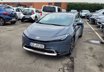Toyota Prius 2.000 km 32.980 &euro; Viersen 41748