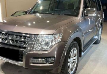 Mitsubishi Pajero 73.774 km 35.950 &euro; Teltow 14513