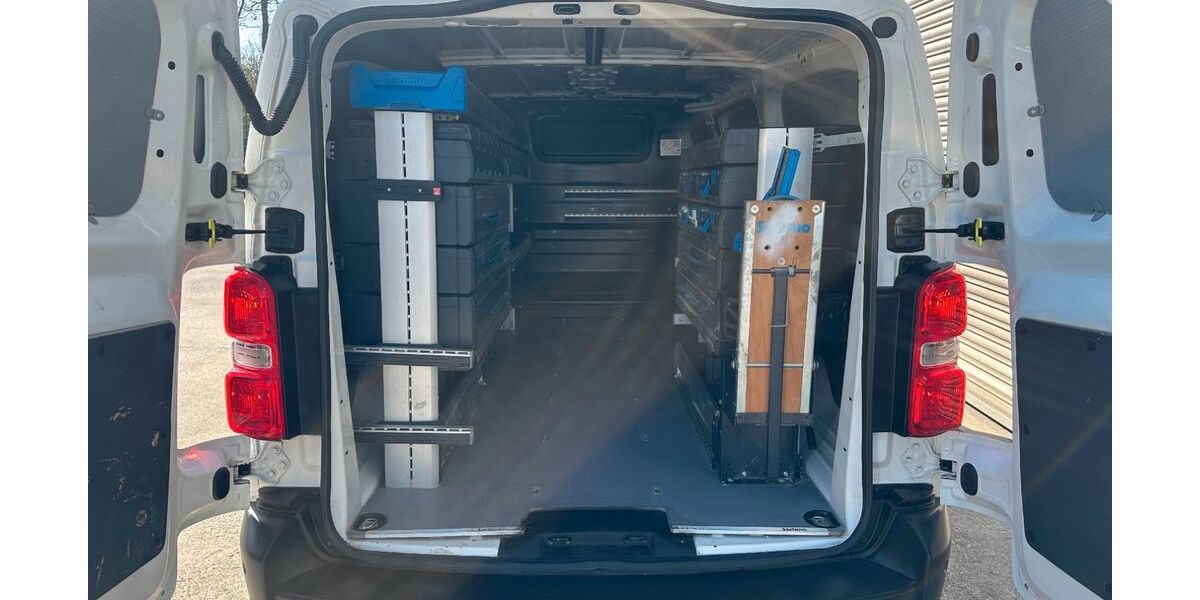 Opel Vivaro 48.196 km 19.900 &euro; Sindelfingen 71065