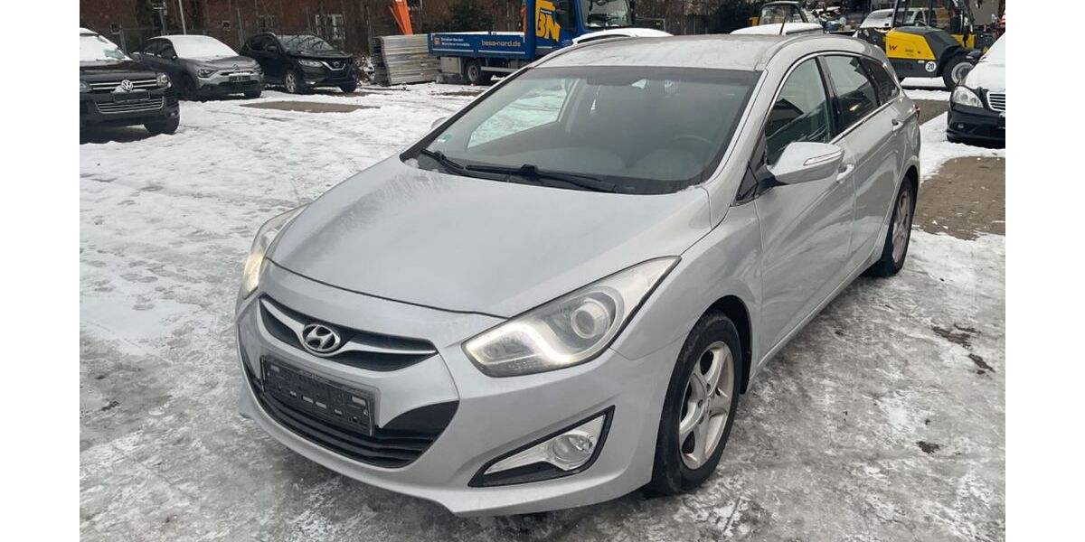 Hyundai i40 146.300 km 5.999 &euro; Hamburg 21107