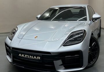 Porsche Panamera 13.000 km 129.800 &euro; Holzgerlingen 71088