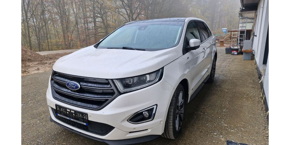 Ford Edge 155.032 km 17.450 &euro; Marienmünster-Vörden 37696