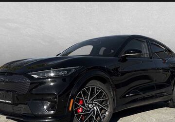 Ford Mustang Mach-E 63.200 km 38.520 &euro; Regensburg 93059