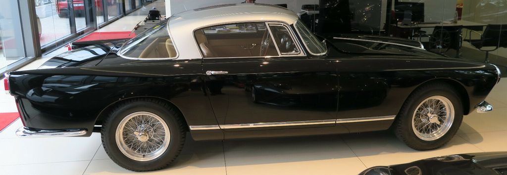 Ferrari 250 56.609 km 1.900.000 &euro; Berlin 14169
