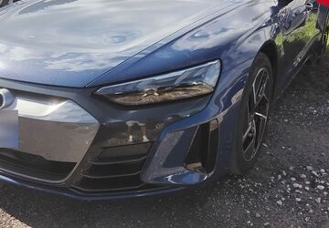 Audi e-tron GT 30.300 km 53.840 &euro; Wackersdorf 92442