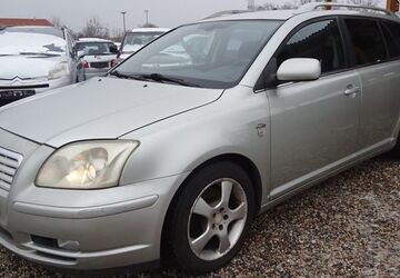 Toyota Avensis 536.000 km 850 &euro; Dresden 01219