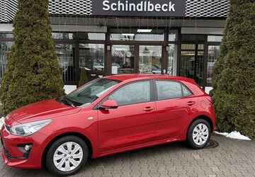 Kia Rio 22.000 km 15.990 &euro; Regensburg 93055