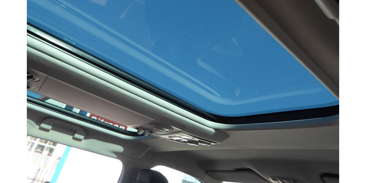 Peugeot Traveller 63.900 km 31.495 &euro; Steinau 36396