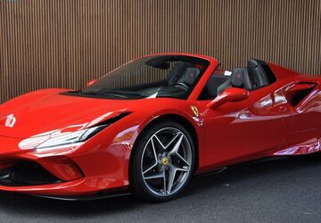 Ferrari F8 28.577 km 350.840 &euro; Naarden 