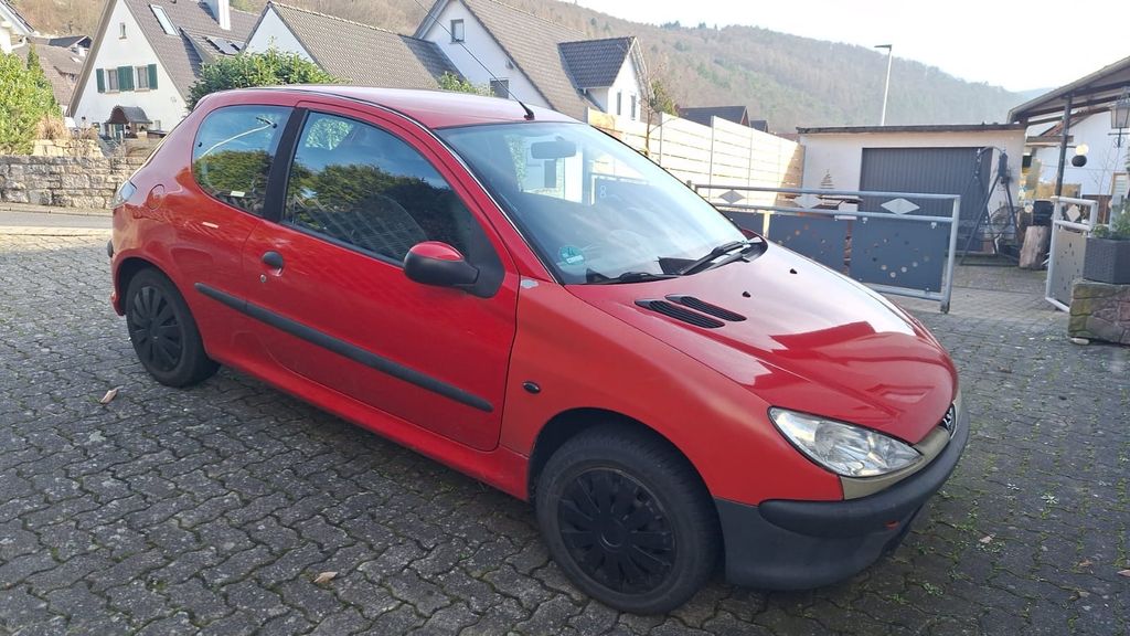 Peugeot 206 148.000 km 800 &euro; Lohr am Main 97816