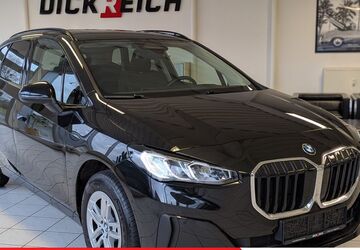 BMW 218 Active Tourer 11.546 km 28.980 &euro; Homberg (Efze) 34576