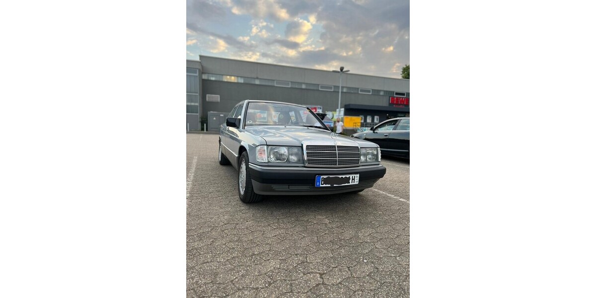 Mercedes-Benz 190E 86.500 km 10.500 &euro; Bedburg 50181