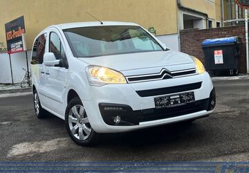 Citroen Berlingo 101.396 km 11.990 &euro; Berlin - Pankow 13187
