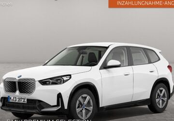 BMW iX1 12.427 km 40.502 &euro; München 80939