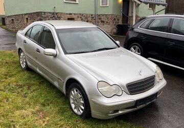 Mercedes-Benz 190 193.000 km 750 &euro; Neubrücke 55768