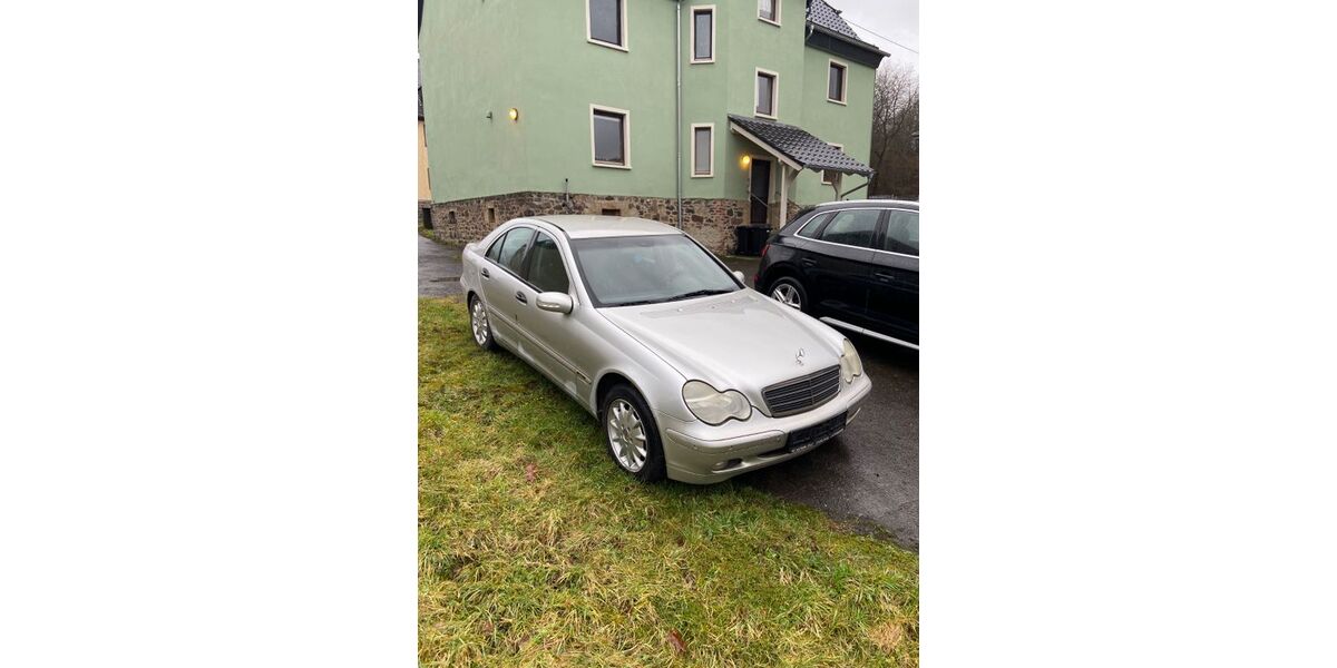 Mercedes-Benz 190 193.000 km 750 &euro; Neubrücke 55768